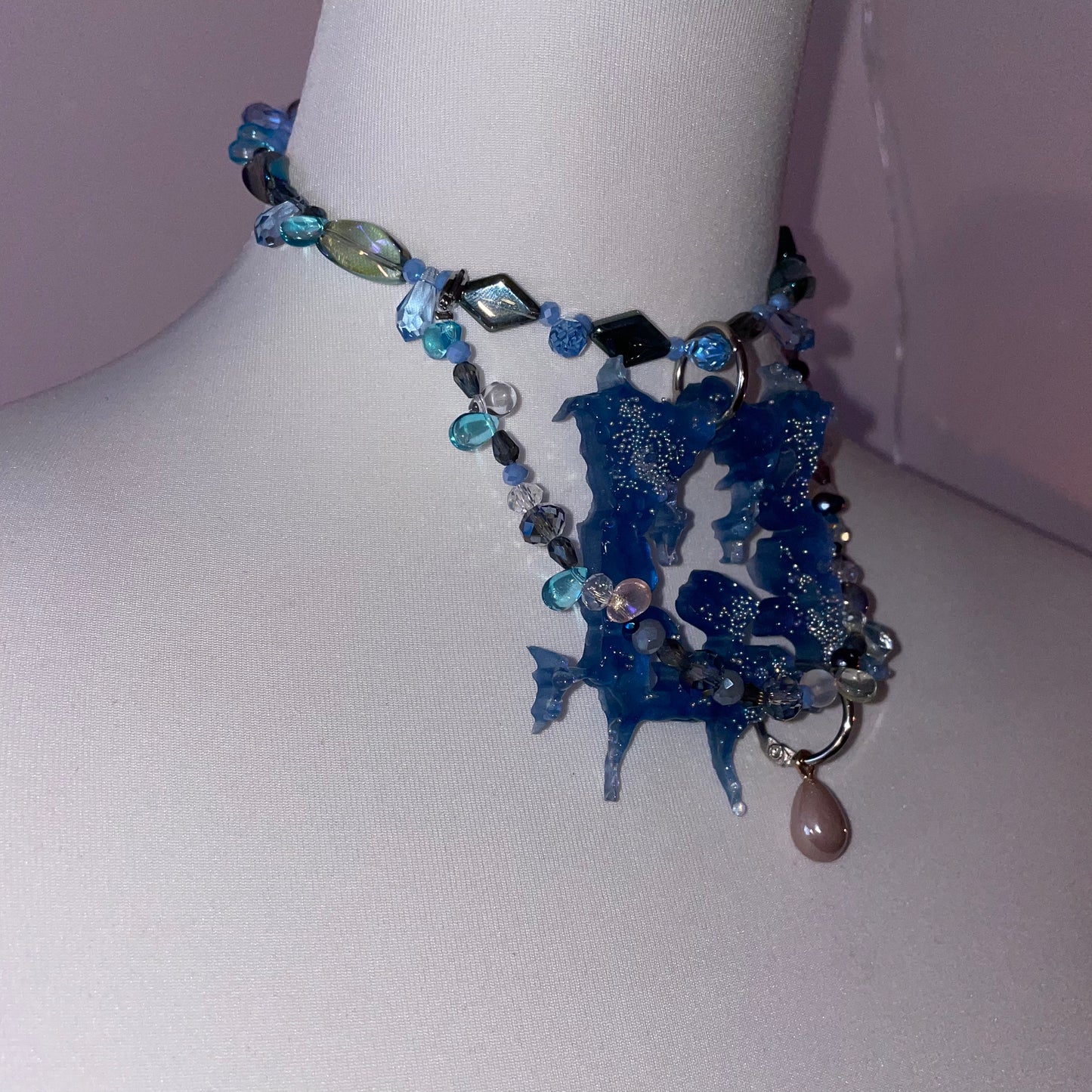 adornment choker