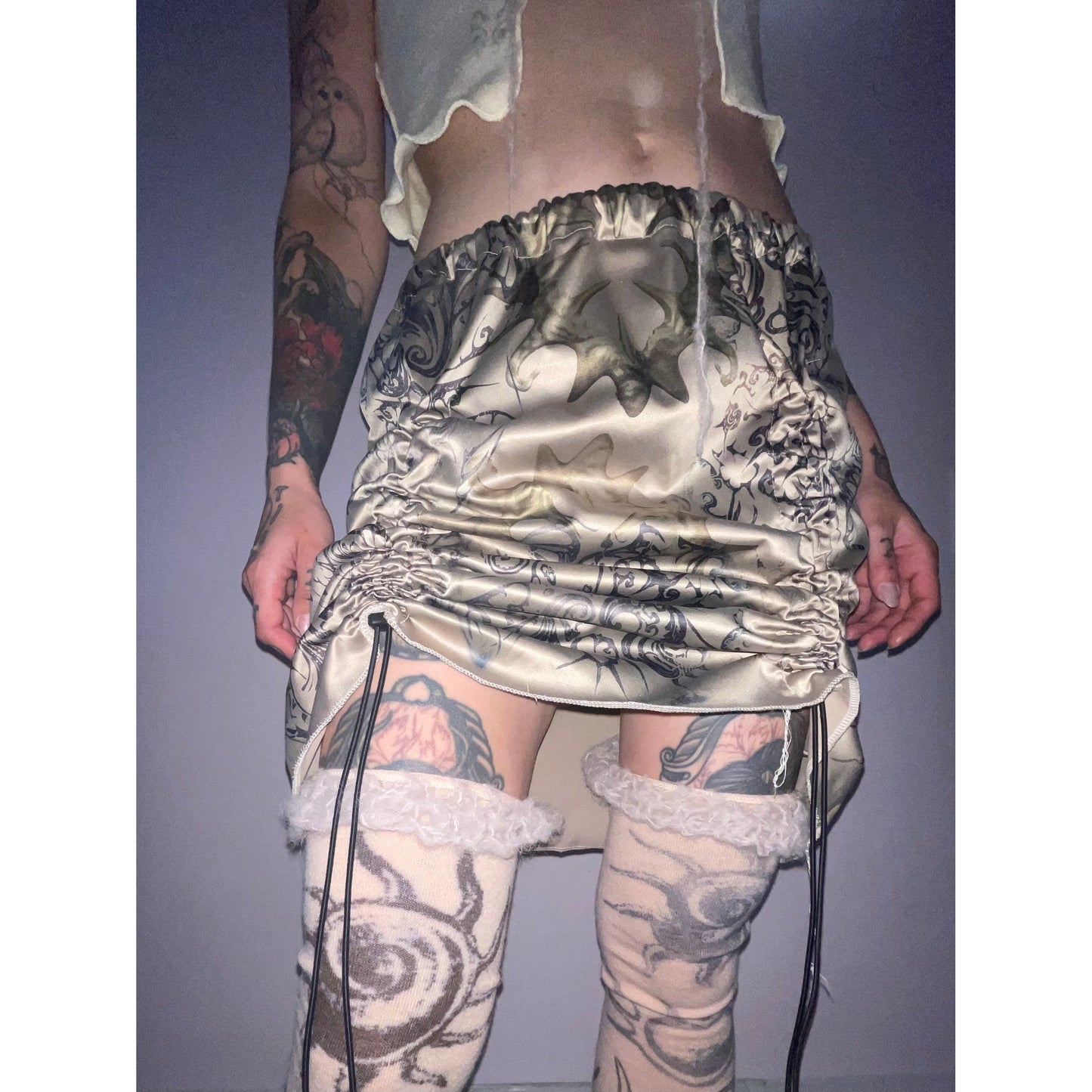 aur midiskirt