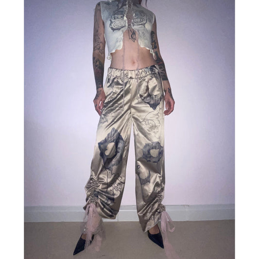 foam baggy pants