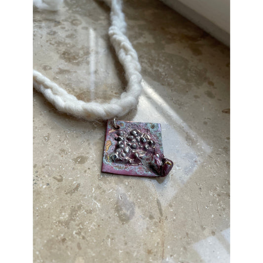 pebbles silver/copper necklace