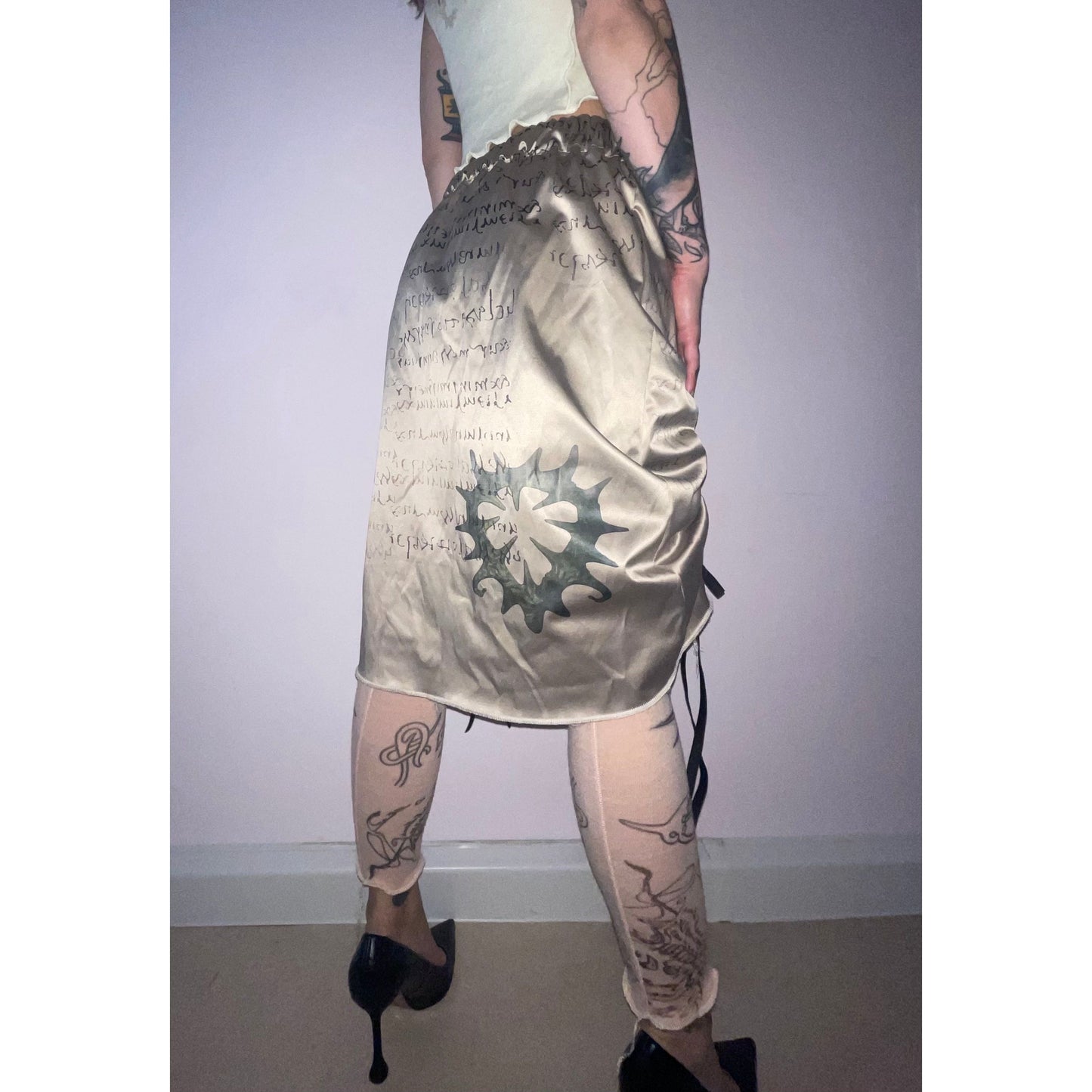 foam midiskirt