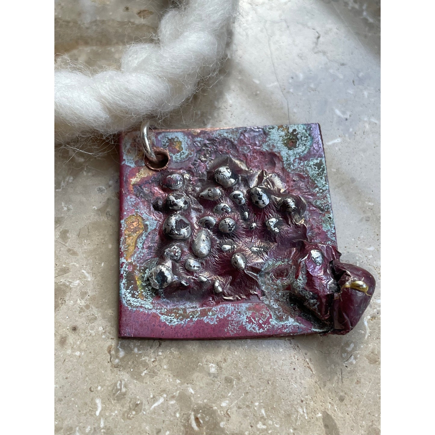 pebbles silver/copper necklace