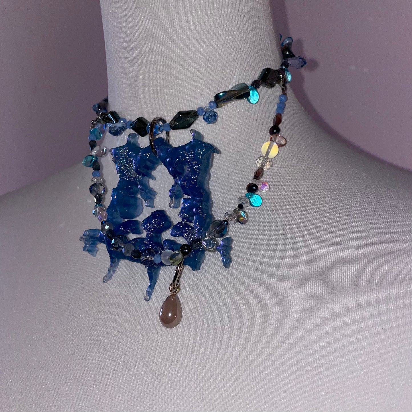 adornment choker