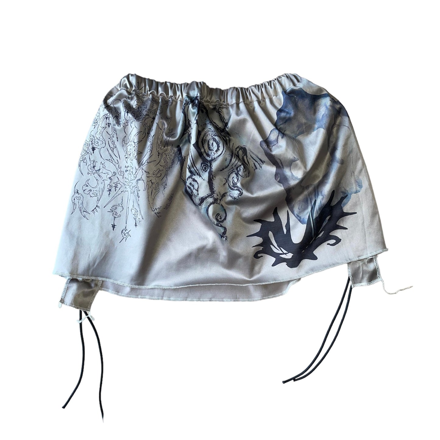 aur miniskirt