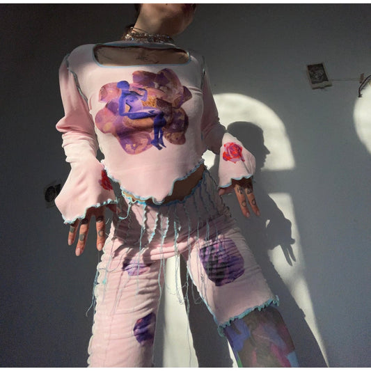 flower fairy longsleeve with cut-out