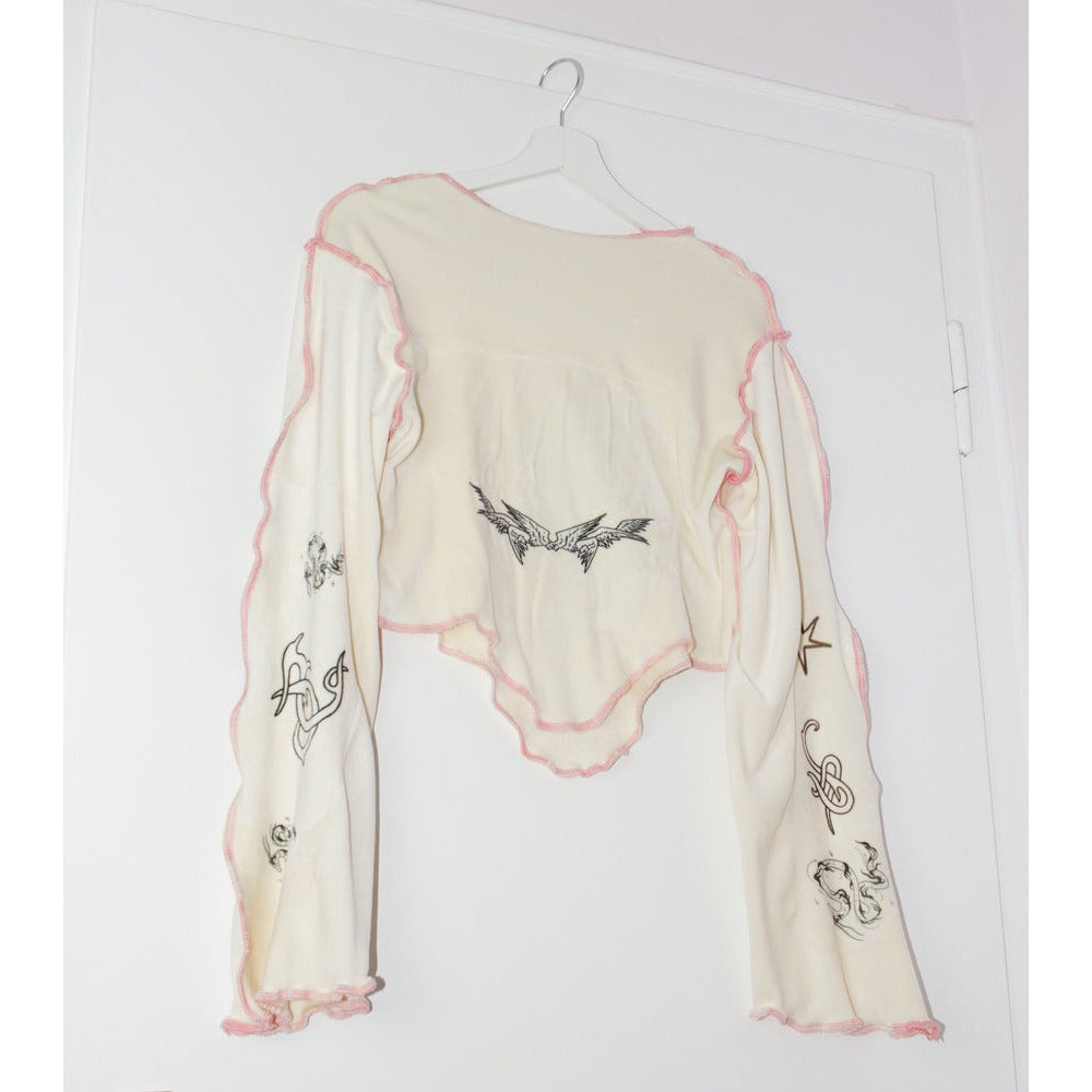 butterfly milk longsleeve with cut out