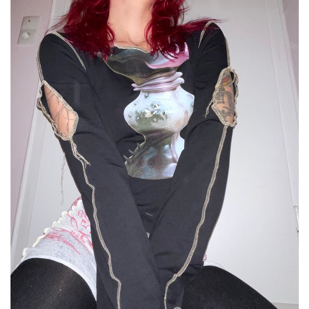 spike vase longsleeve