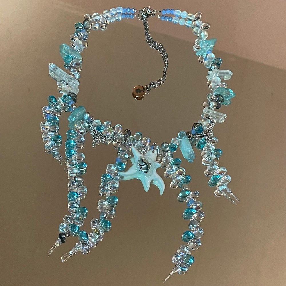 sea grapes choker