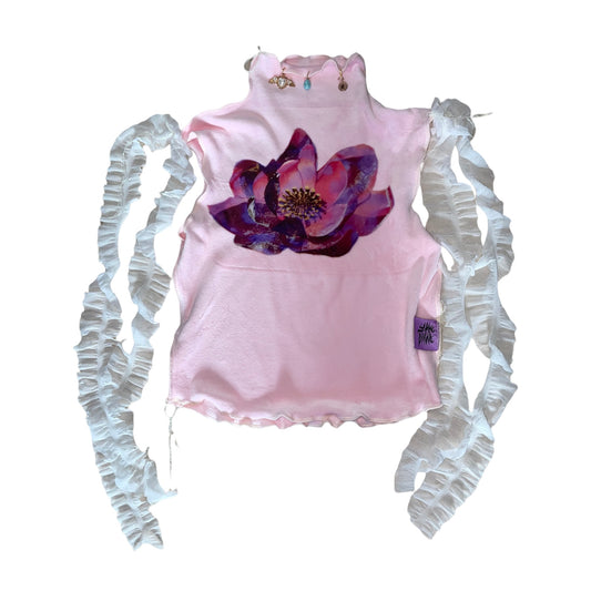 𝓌𝒶𝓉𝑒𝓇 𝓁𝒾𝓁𝓎 𝓇𝓊𝒻𝒻𝓁𝑒 𝓉𝑜𝓅