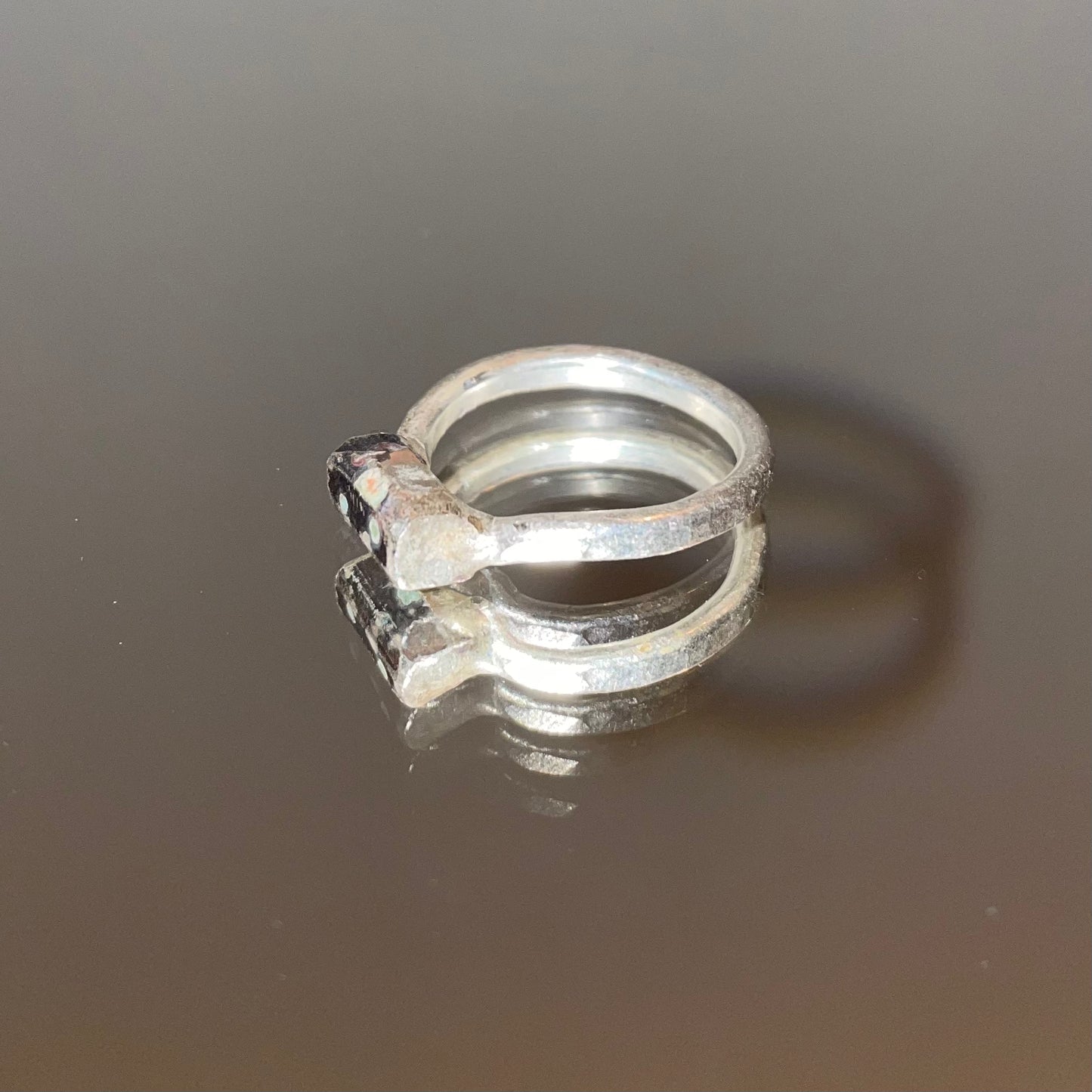 hit silver ring
