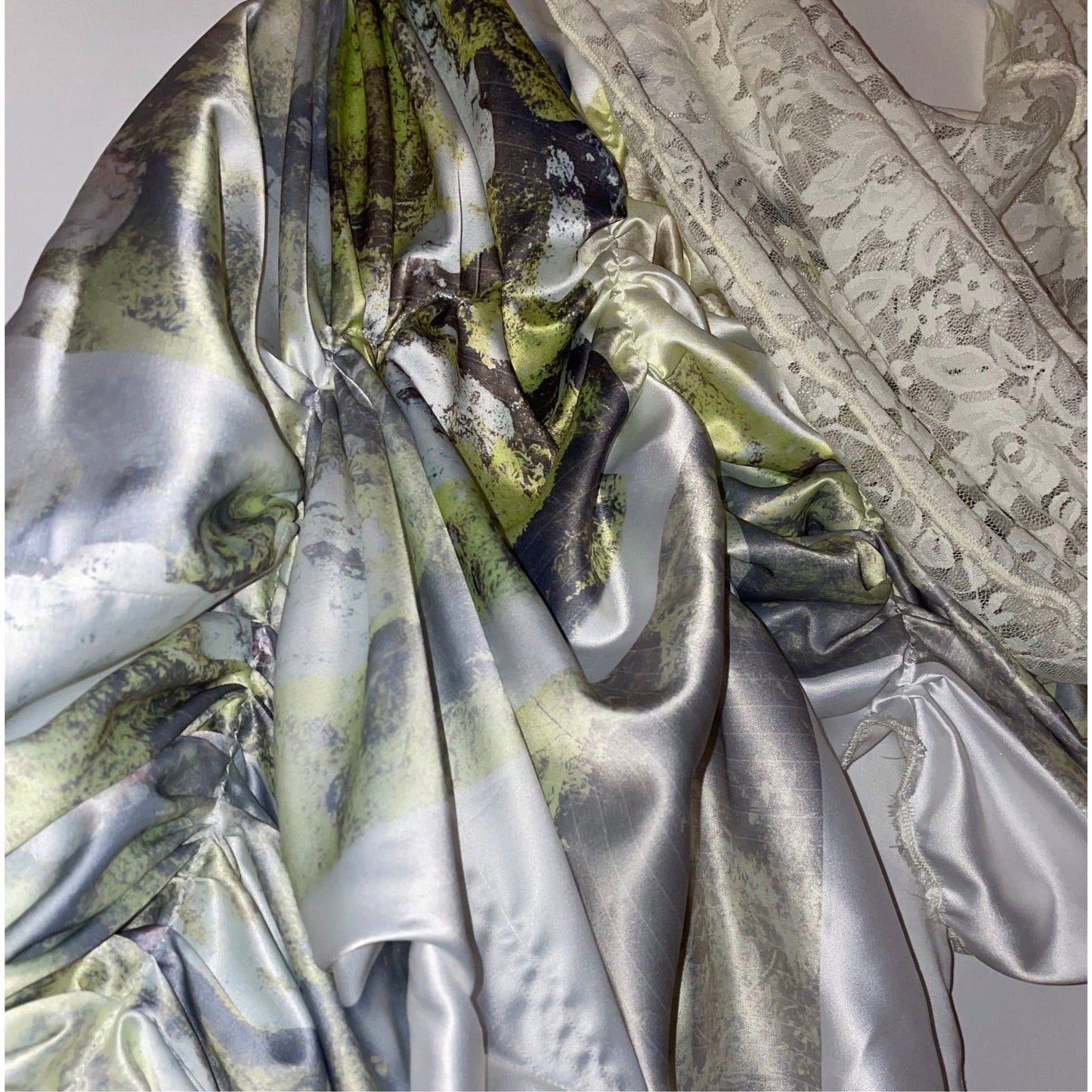 jumping moss ruffled jacket