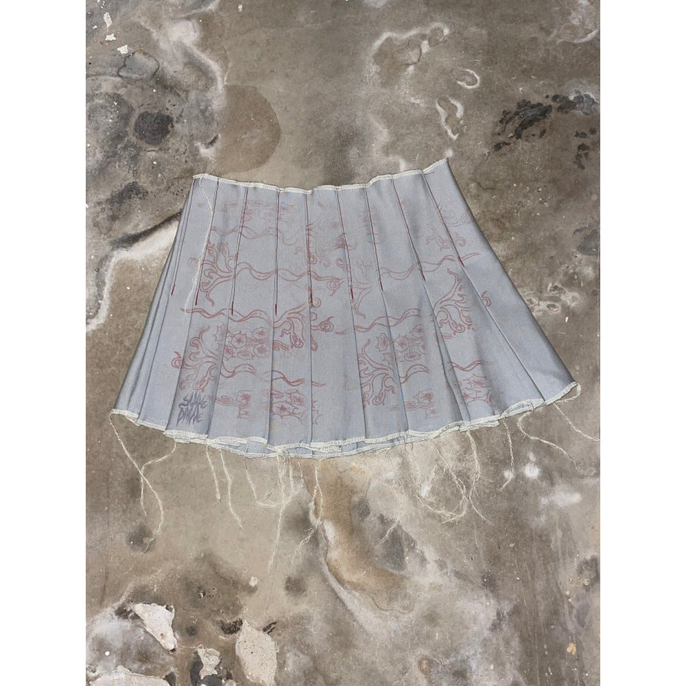 stone milk pleated skirt