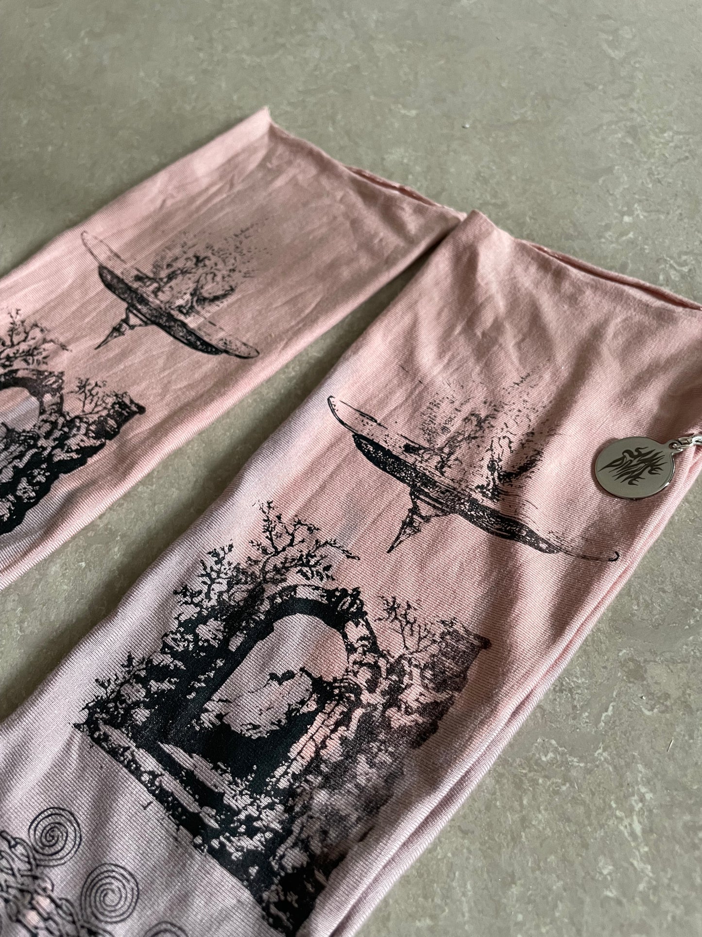 umbra arm warmers
