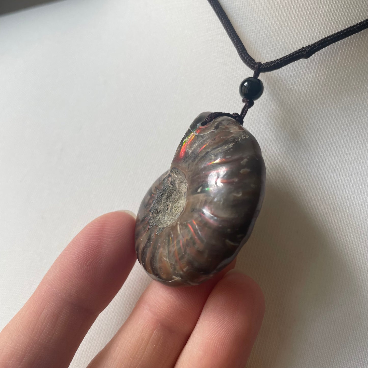 iridescent ammonite fossile necklace