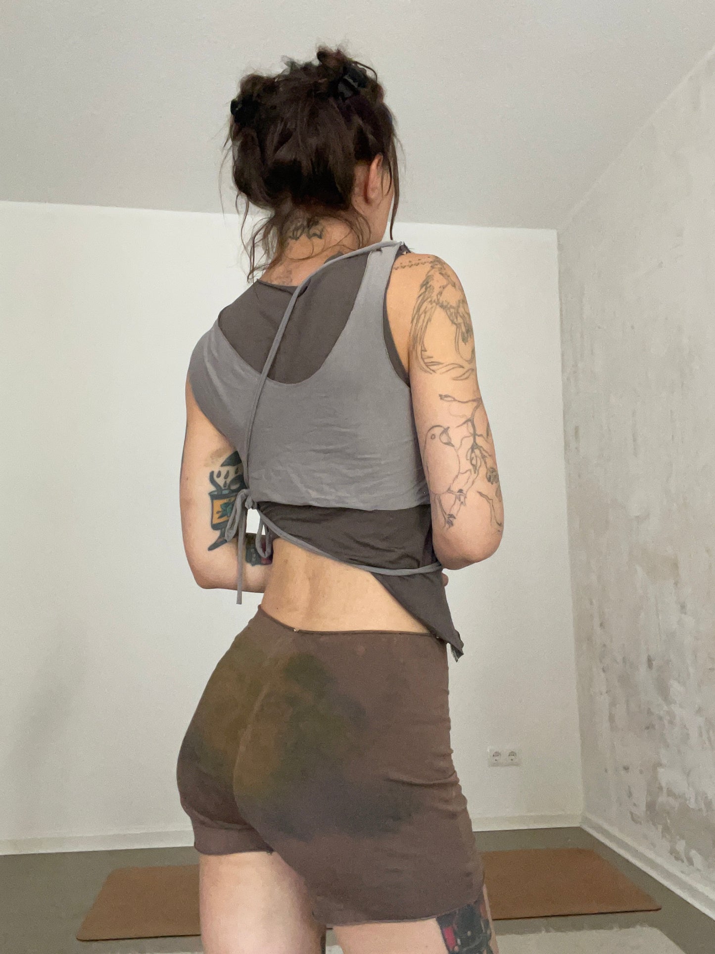 riverbed/shale layered top