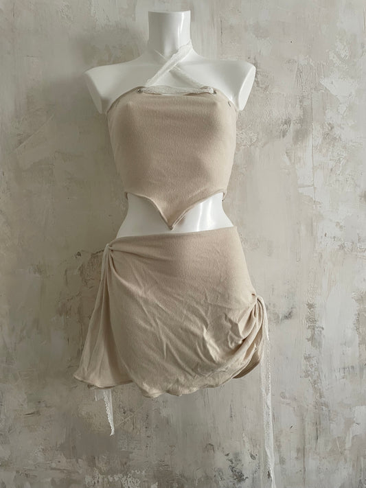 ara tube top cream