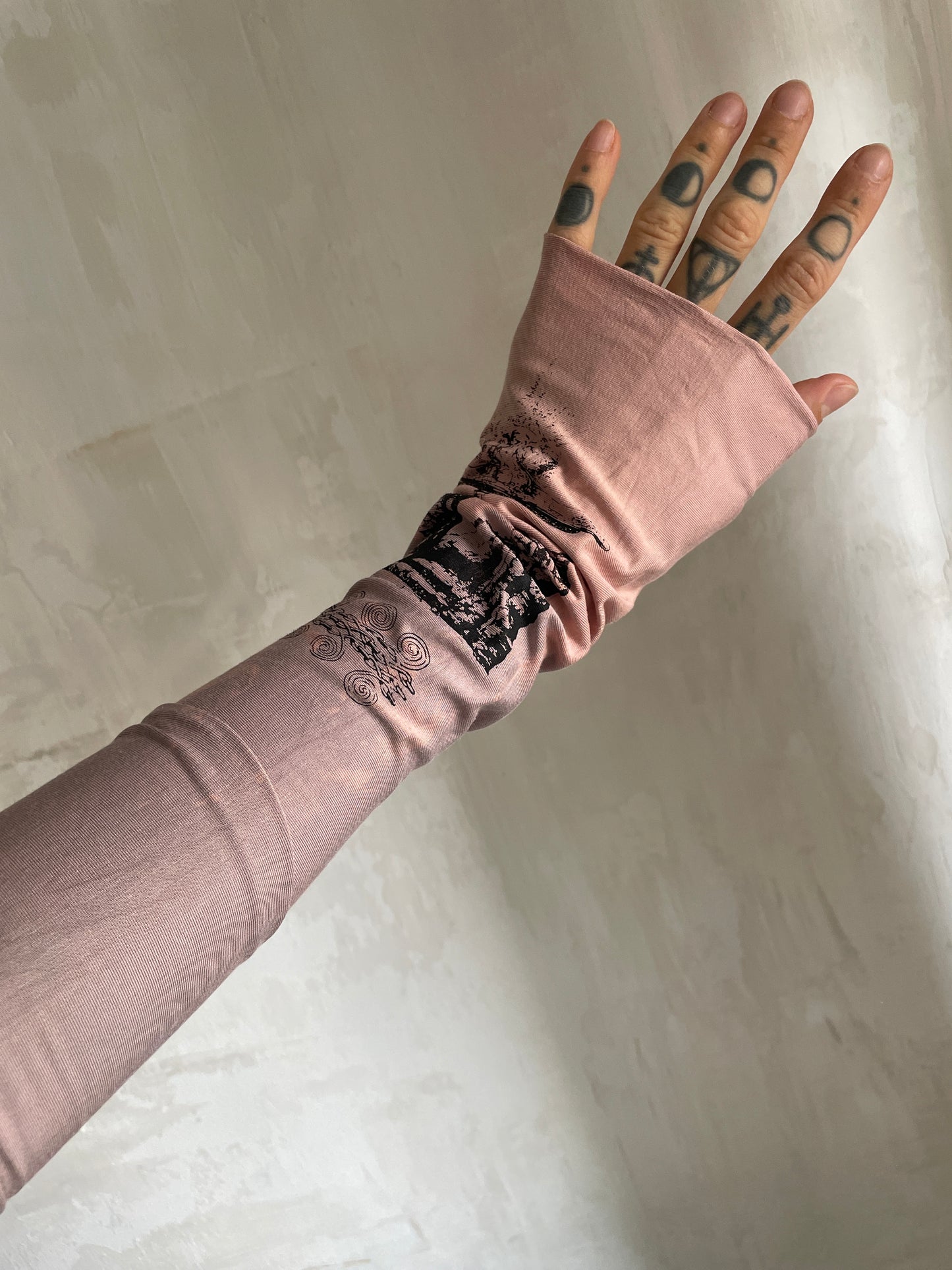 umbra arm warmers