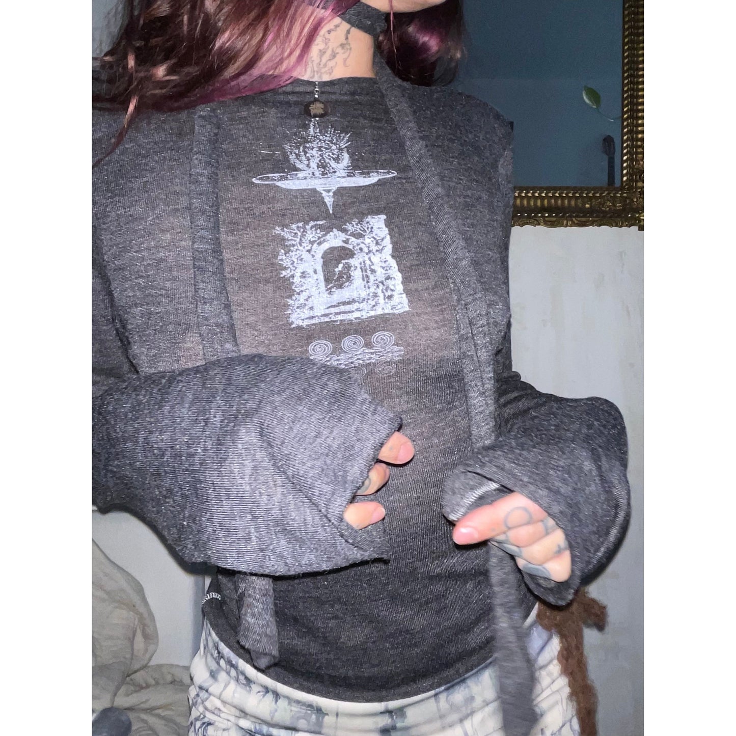 grey portal longsleeve