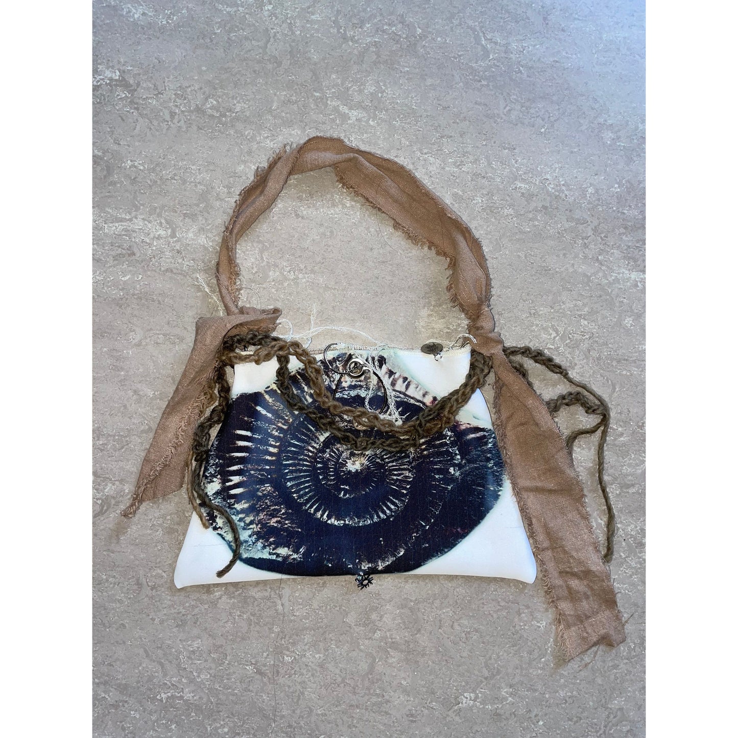 earth ammonite minibag