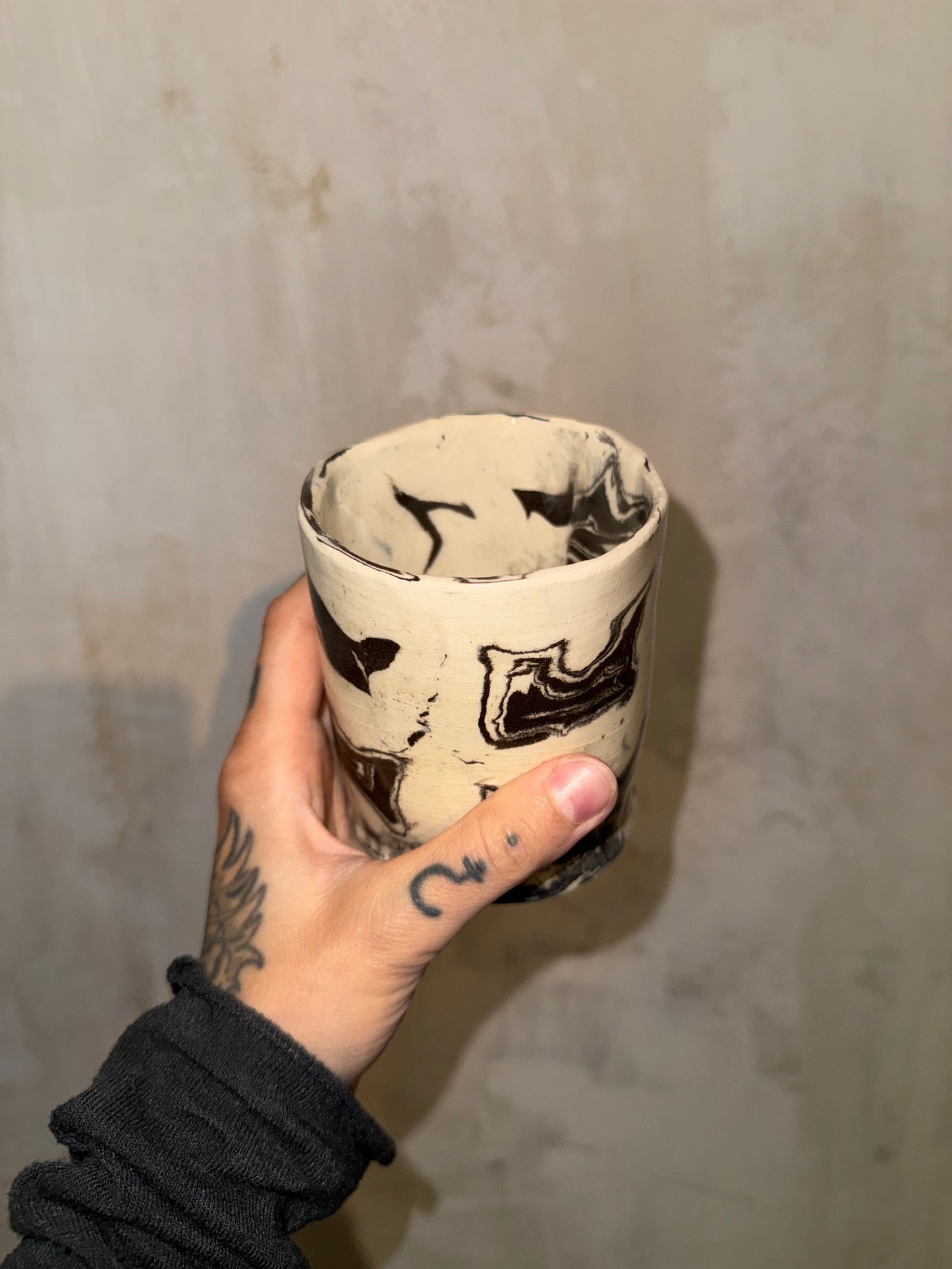 b/w mug