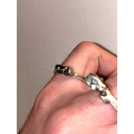 hit silver ring